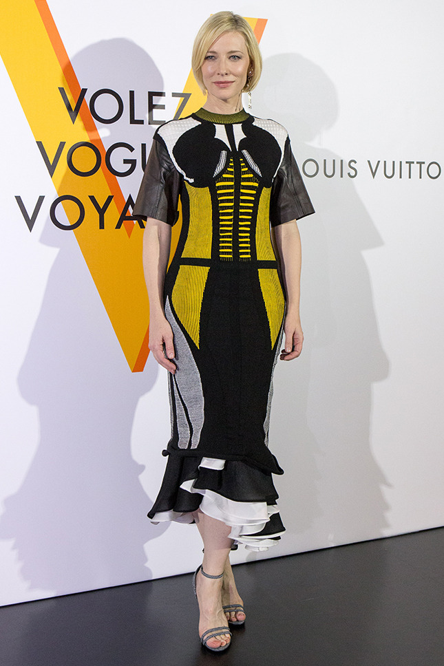    Louis Vuitton    Volez, Voguez, Voyagez  